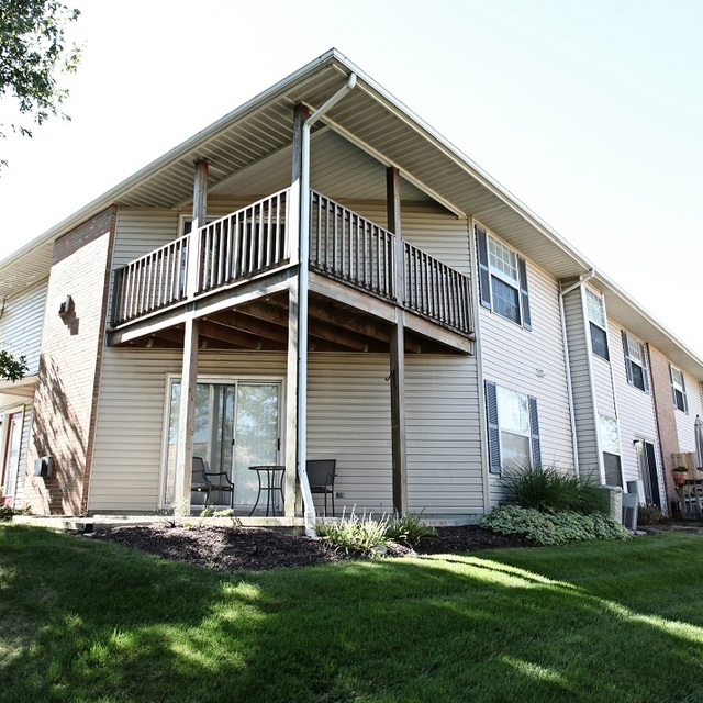 Westlake Apartments Winfield Commons Gallery