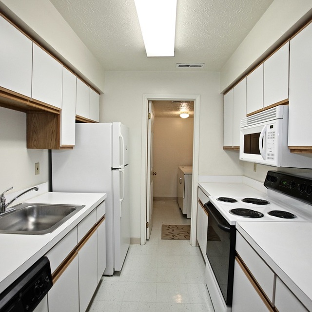 Westlake Apartments Winfield Commons Gallery