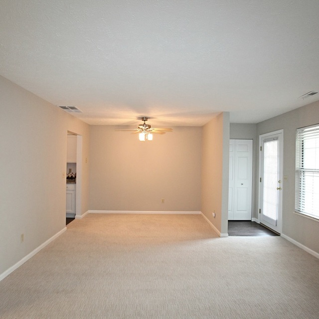 Westlake Apartments Winfield Commons Gallery